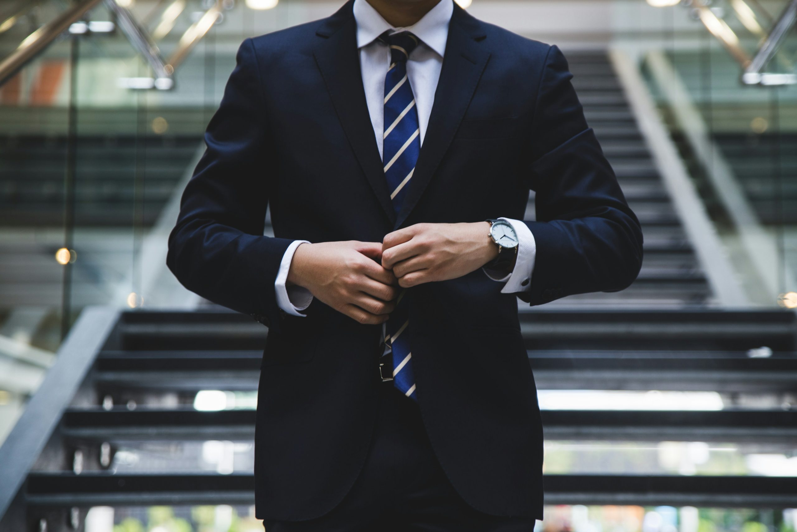 CEO Koltuğum Elden Gidiyor! Yapay Zeka Patronlar Kapıda!